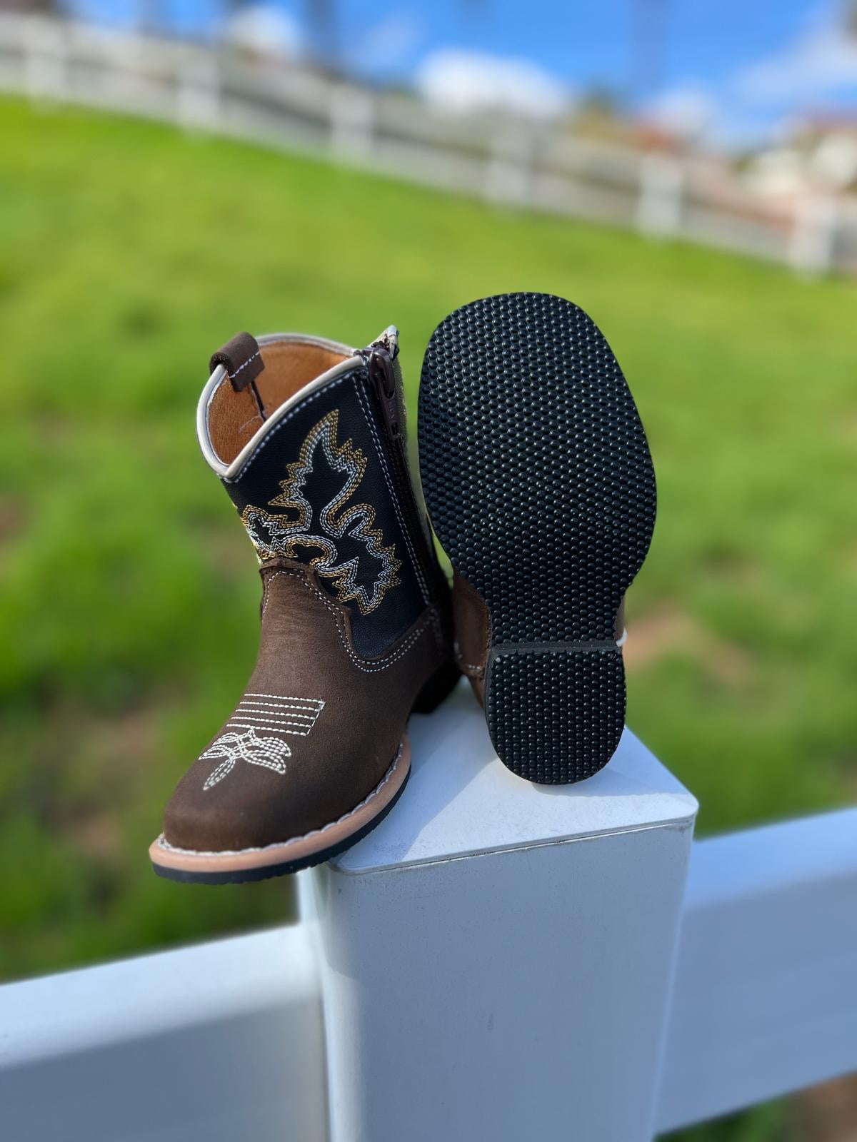 Bota Baby chocolate (niño que camina)