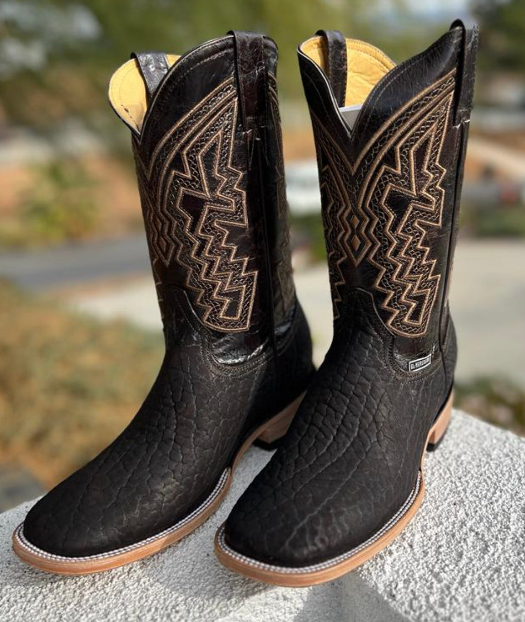 Dark chocolate Boots (cuello de toro)