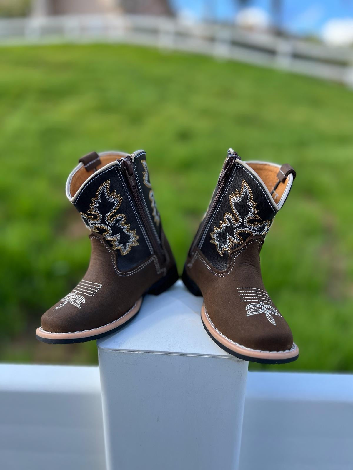 Bota Baby chocolate (niño que camina)