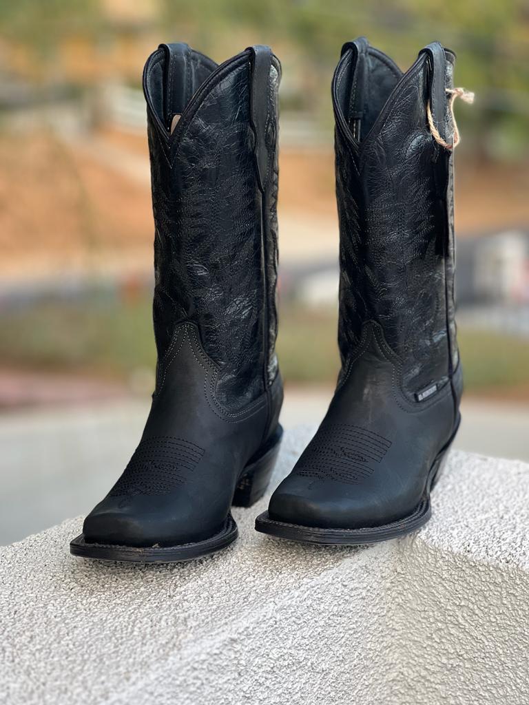 Black boots